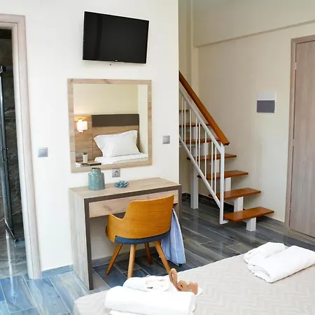 Lejlighedshotel Vasilicos Sea 3*
