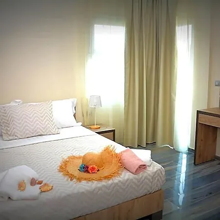 公寓式酒店 Vasilicos Sea 3*